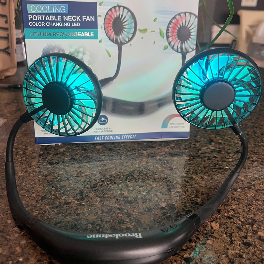 Brookstone Dual Neck/Table Fan with Color-Changing LED - Picture 5 of 8